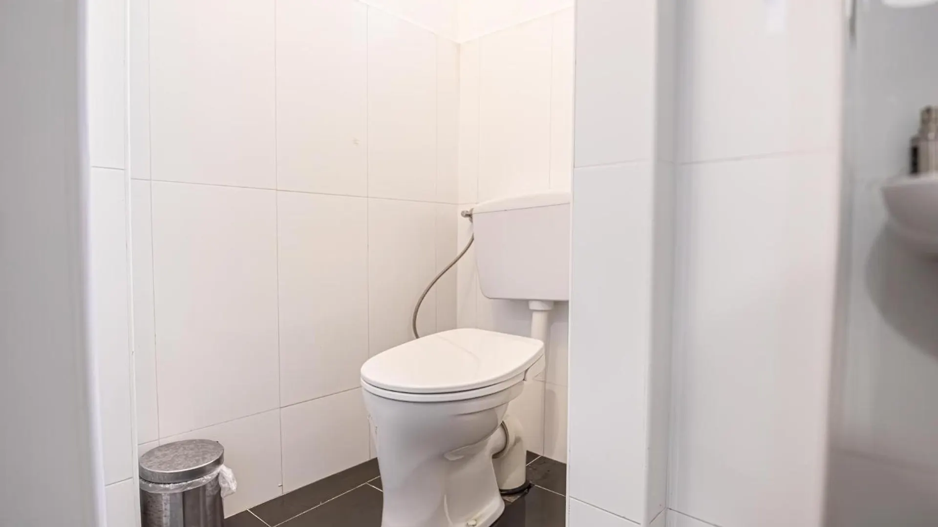 Apartamento Near Danube & Millenium Tower - Massive Shared 4Br Apt Viena Austria