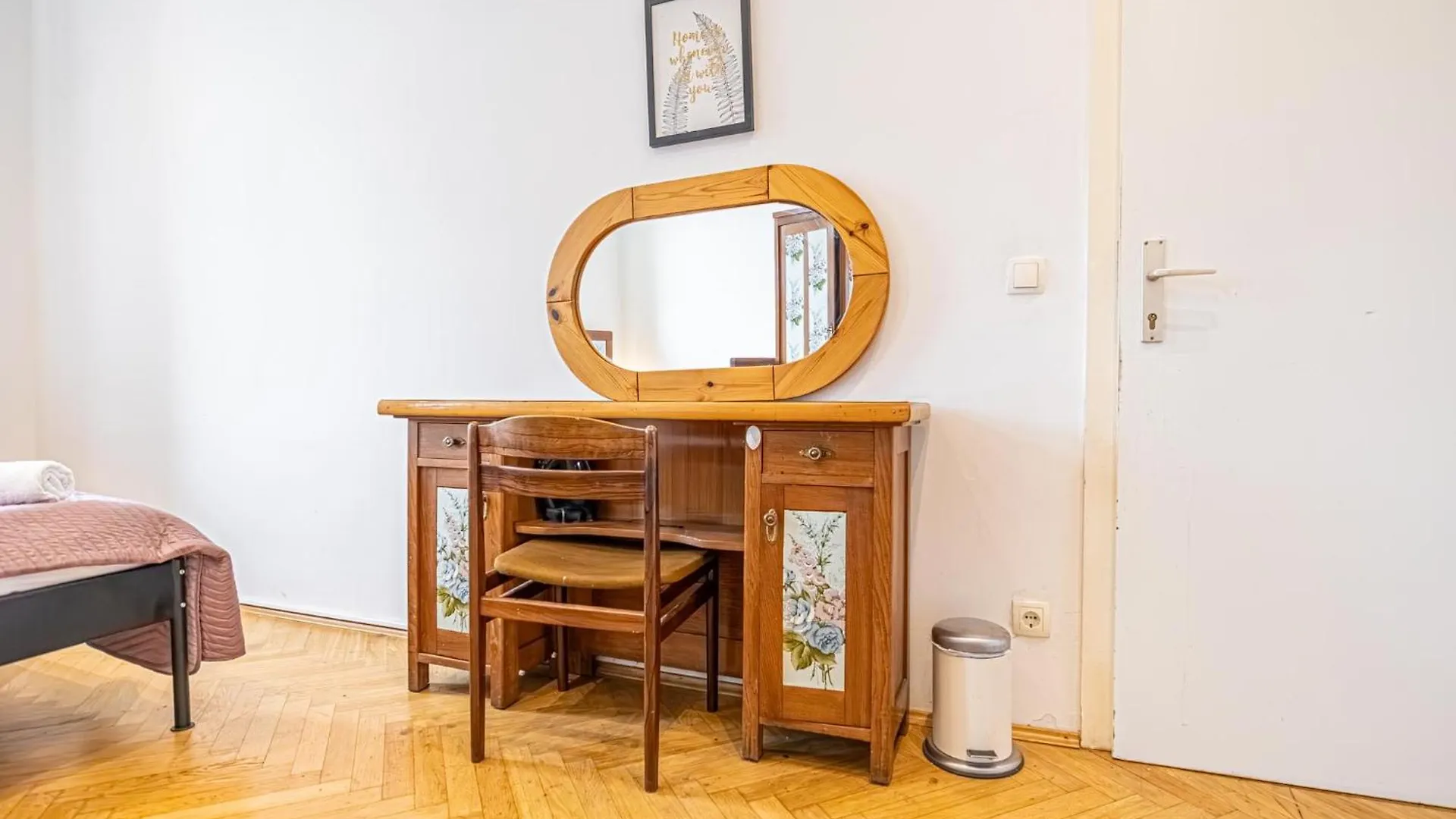 Apartamento Near Danube & Millenium Tower - Massive Shared 4Br Apt Viena