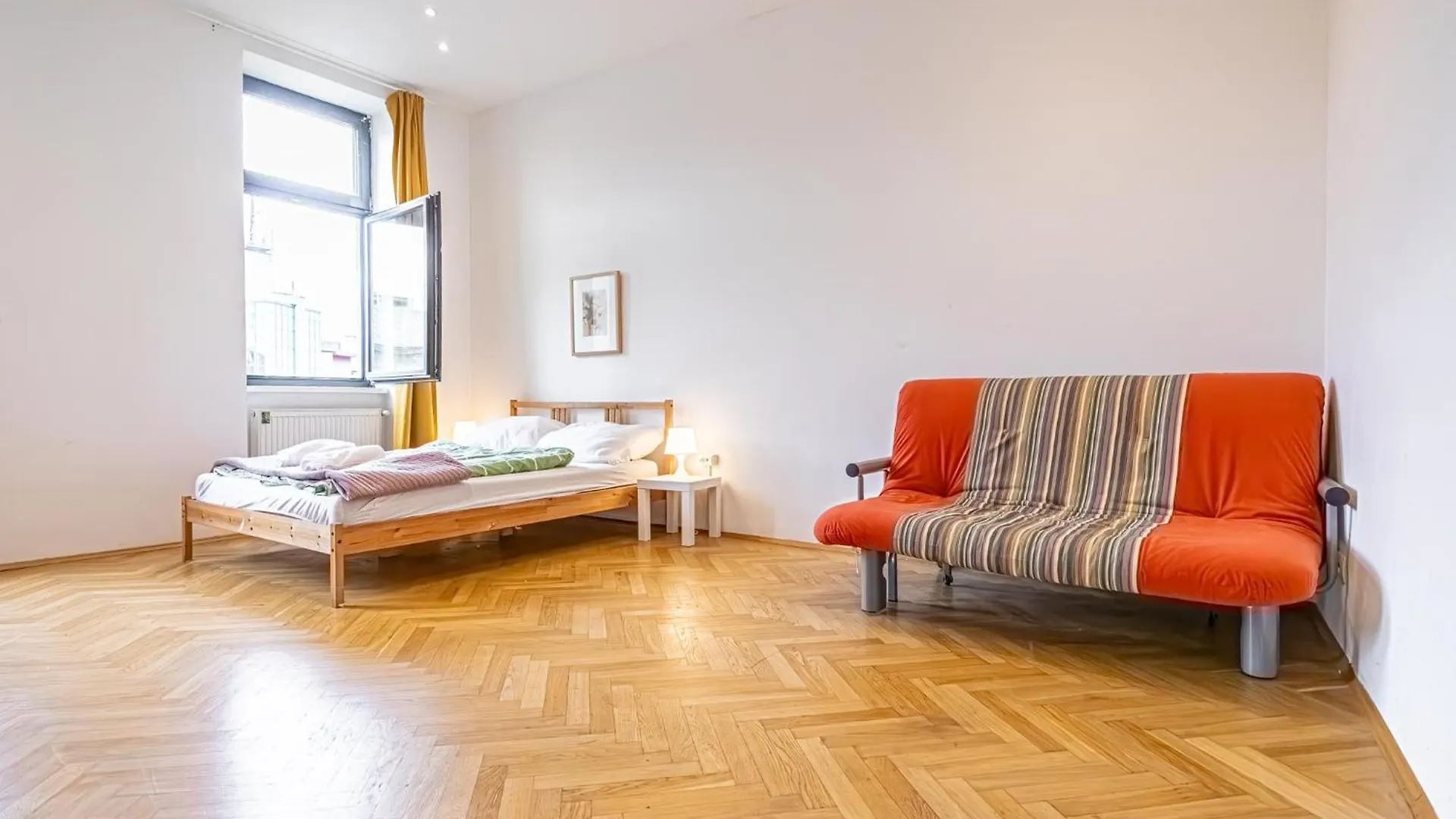 Apartmán Near Danube & Millenium Tower - Massive Shared 4Br Apt Vídeň